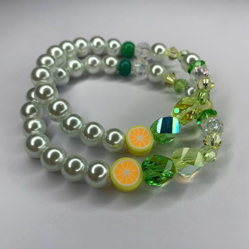 🇮🇹 🍋 “Sorrento Sun” Elegant Handmade Pearl and Lemon Citrus Charm Bracelet